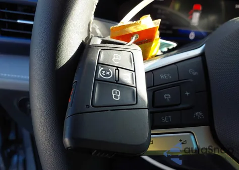 2024 Volkswagen Taos 1.5T Se z USA, uszkodzony, nr VIN 3VVEX7B28RM004916